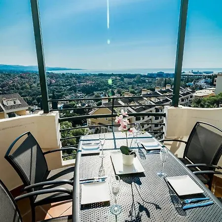 Saa- Comfortable Near Puerto Banus * 马尔韦利亚