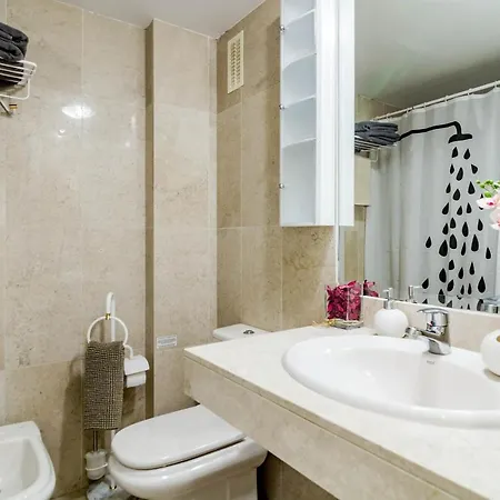 Saa- Comfortable Near Puerto Banus 公寓 马尔韦利亚