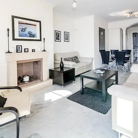 Saa- Comfortable Near Puerto Banus