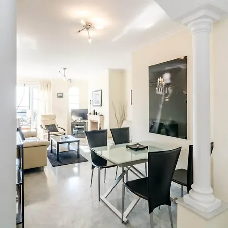 Апартаменти Saa- Comfortable Near Puerto Banus