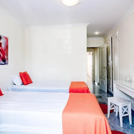 Saa- Comfortable Near Puerto Banus Марбелья