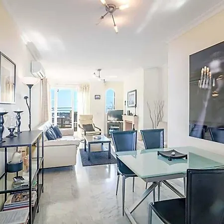 Saa- Comfortable Near Puerto Banus