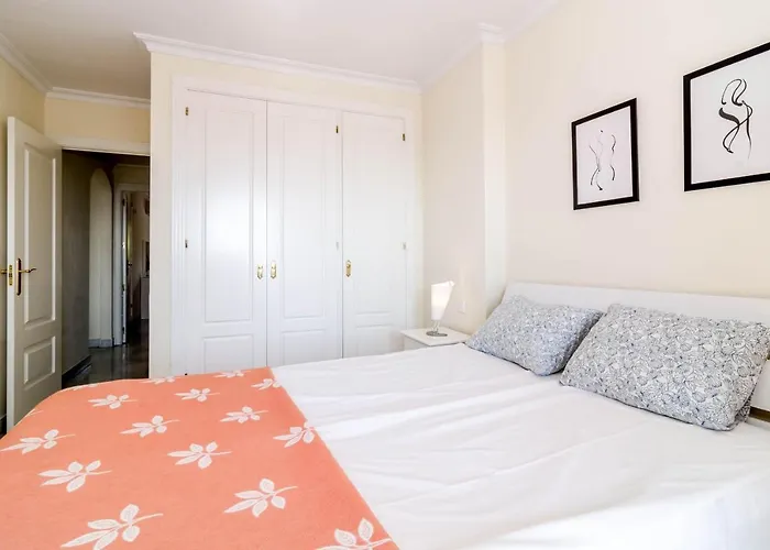 Saa- Comfortable Near Puerto Banus