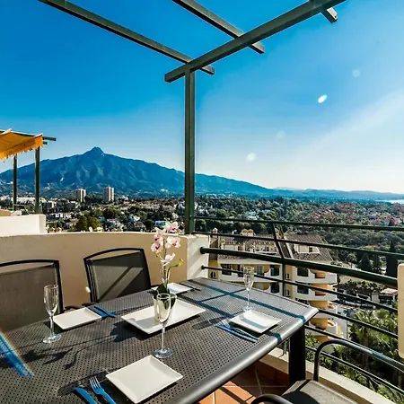 Saa- Comfortable Near Puerto Banus 아파트