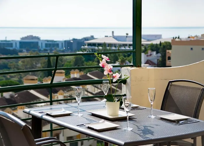 Saa- Comfortable Near Puerto Banus 마르베야