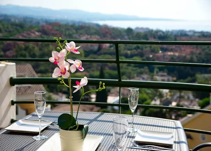 Saa- Comfortable Near Puerto Banus 마르베야