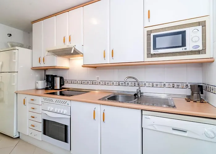 Saa- Comfortable Near Puerto Banus 아파트